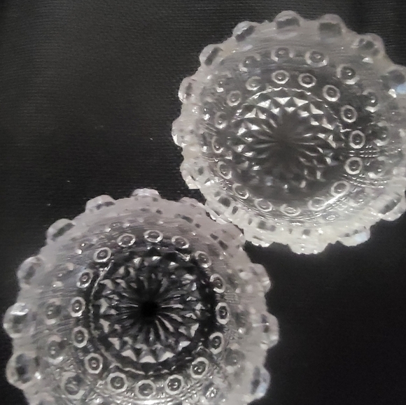 Vintage  Lacy Daisy Open Salt Cellars EAPG Pair - Picture 8 of 8